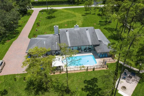Little Ranches Retreat in the Heart of Equestrian Community - 4-Star