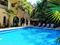Steps to Ocean Playacar Villa Private Pool hosts 25+ guest - Villas