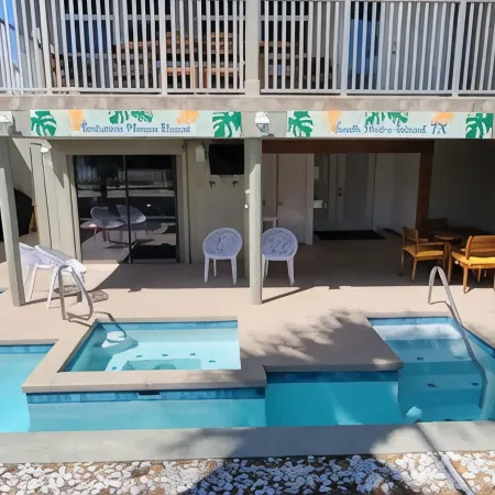 Bahama Mama House 4 Bedroom Home by RedAwning