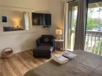 North Shore Renovated 2 Bedroom + Loft & Pool! at Turtle Bay Resort Hotels in Kahuku