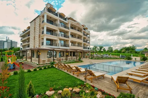 Sunny Castle Hotel - All Inclusive and Free Parking - breakfast