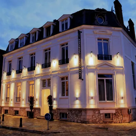 Le César Hôtel