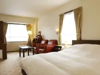 Bishoku No Kakurega Provence Hotel di 