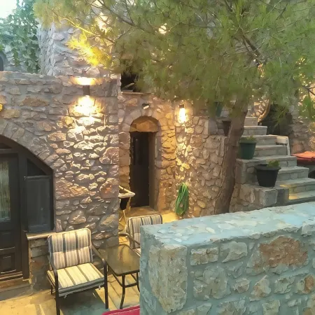 Avgonima Chios Spitakia Cottages