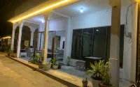 Asoka Guest House - Parkplatz