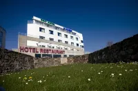 Brit Hotel Saint Malo – le Transat - parking