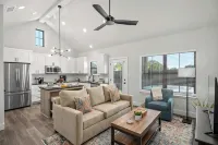 Lucilles Abode: Hot-Tub+Pet Friendly+Close to Main - 5 stjerner