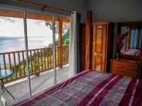 Majestic Villa, breathtaking view of famous Pitons, Ocean and Soufriere Town Hotels in Malgretoute