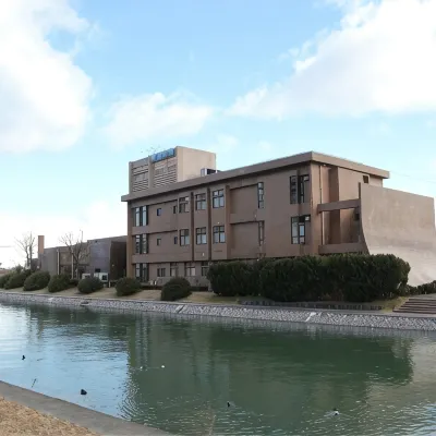 Hotel ab Shiga Отели рядом с достопримечательностью «Храм Исиямадера»