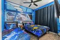 Central location Modern Lakefront 2 king-Suite 3 Bedroom 3 Full Bathroom - Wifi