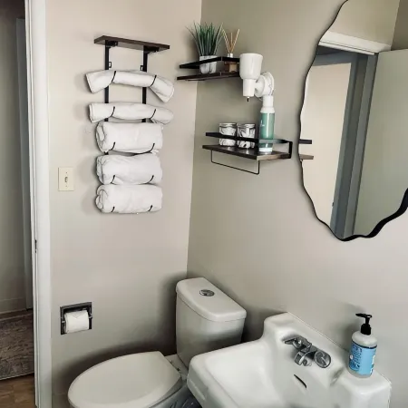 Charming 1-bedroom apartment in lovely John Day with WiFi, AC