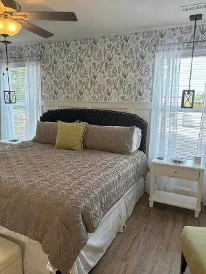 Charming 3-bedroom house with WiFi, AC in delightful Colonial Beach