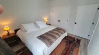 BRAND NEW LISTINGCozy 1-bedroom condo with WiFi, AC in fabulous Traverse City - balcony