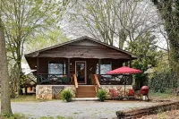 "The Cabin" at North Alabama Sailing Marina - Sail, Fish, Ski or Just Relax! - 3성급