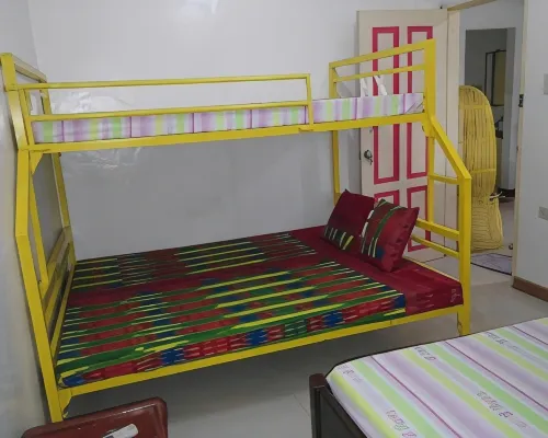 Yellow House Vacation Rental Hotels in Subic