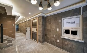 Busan Yeonsan-Dong W