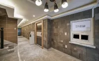Busan Yeonsan-Dong W - 2-Star
