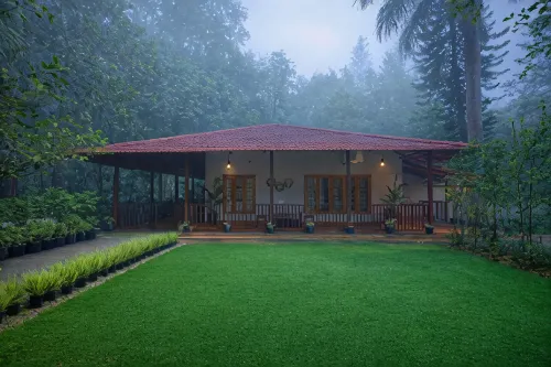 Deep Woodz Home stay by Z Vacations - Villas