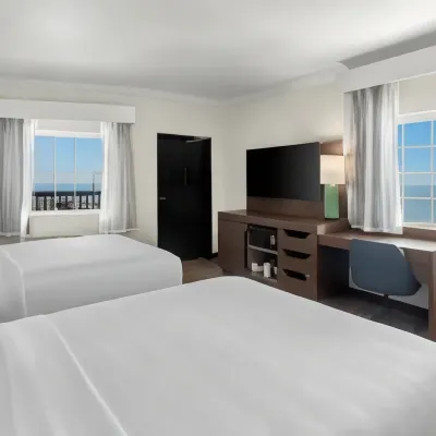 Hyatt Select Galveston Beachfront โรงแรมใกล้ท่าเรือ Galveston Island Historic Pleasure Pier