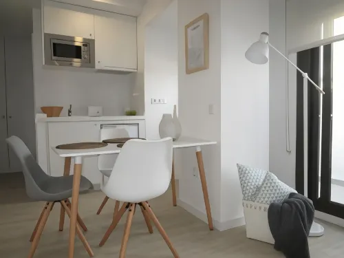 L&H la Latina Selection - Condos