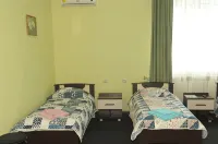 Small Hotel - ที่มีที่จอดรถ