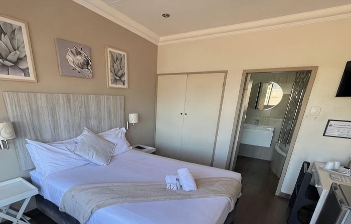 Travel Lodge