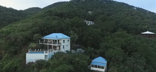 Coconut Breeze Villa: Mesmerizing Views, Cooling Tradewinds; Full A/C; Generator - balcony