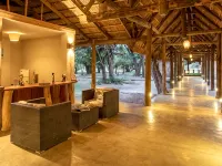 Mopani Safari Lodge Hotels in Mambwe