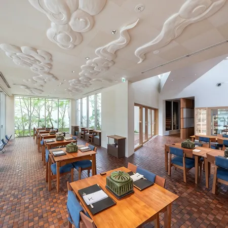 Japanese Auberge Kararako