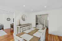 Private Beach House Retreat near Newport - Kitchens