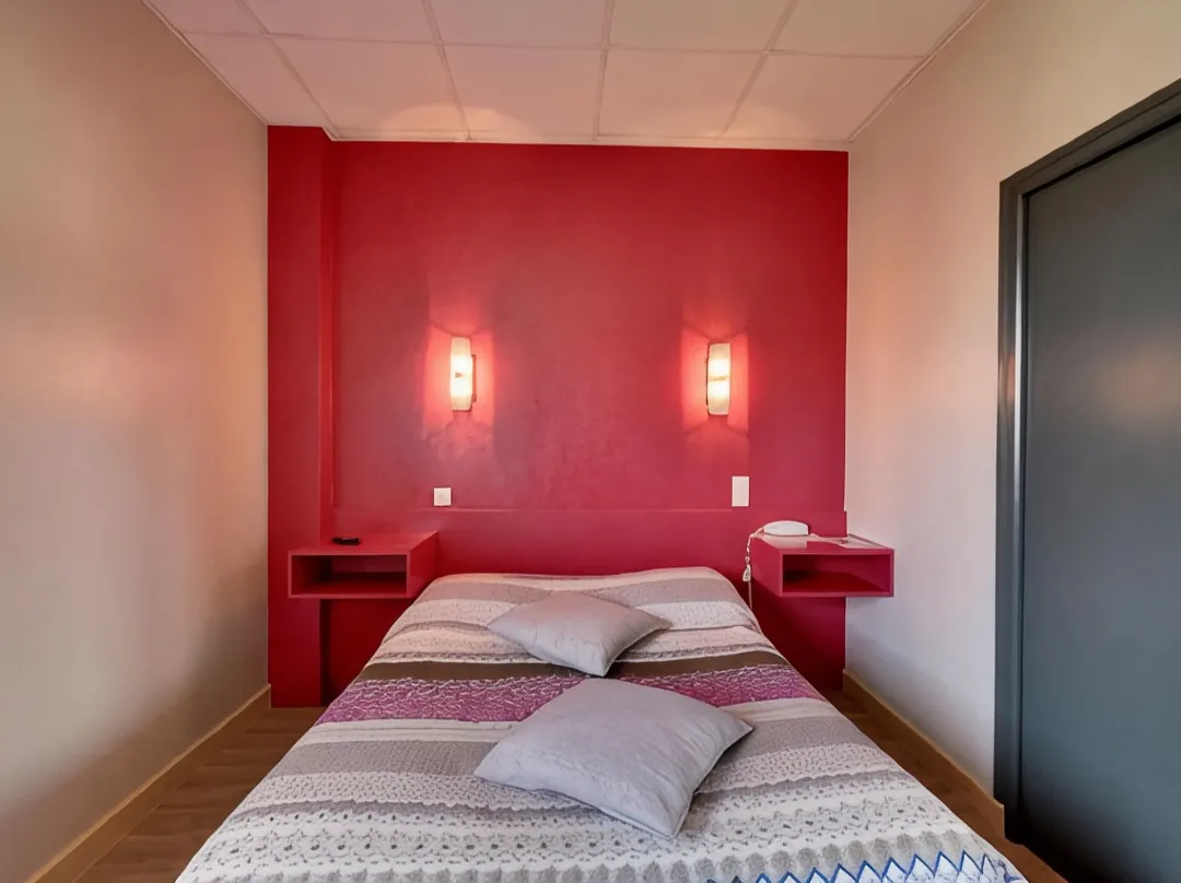 Logis Auberge Des Vieux Chênes - Brive-la-Gaillarde