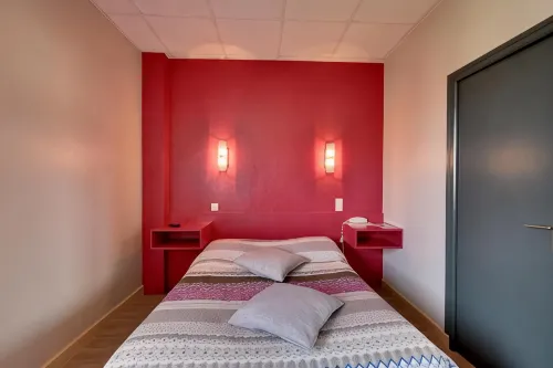 Logis Auberge des Vieux Chenes - 2 ดาว