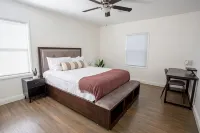 Spacious and Modern for the whole family to enjoy. - บังกะโล
