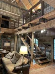 Prospect Mountain Cabin custom log home sportsman's paradise with fishing lake. - Boutique