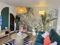 Casa Tropical Jungle in the Couve close to DT - 2-Star