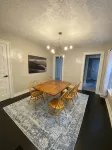 Entire Apartment walking distance to Cincy River front and COV Wedding Venues - 3つ星