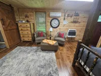 Cozy cabin close to white water rafting, ziplining, hiking & Harrah's casino. - Alppimaja