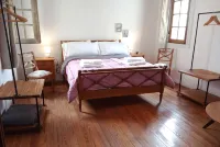 Spacious illuminated and unique apartment  호텔
