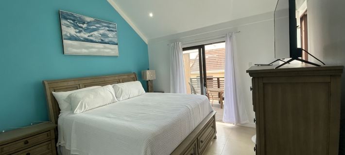 JeSal’s Escape 3 Bedroom Townhome Negril- 5 min From Beach- Perfect For Longterm Hotels in Негрил