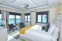Luxury Villa in Cabrita Point- Sky View Villa with Pickleball & Basketball Court - 3-Star