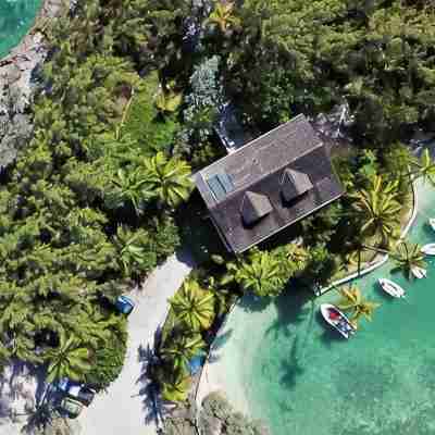 Private Island w Causeway to Town, 2 Bedroom, 2 bathroom, Full kitchen, Sleeps 6 Hotel Exterior