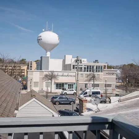 Penthouse- Rehoboth Beach -3 Bedroom with Private Deck
