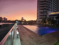 luxurious 2 bedroom beachfront apartment - Wifi