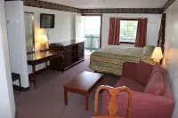 Fenelon Inn - parking