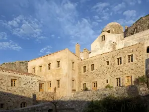 Likinia Hotel