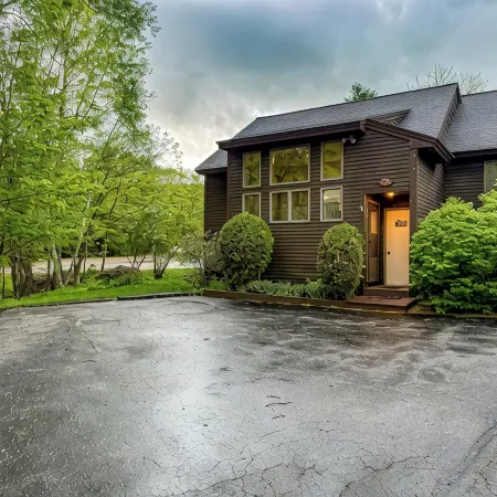 Perfect Summer Getaway-Near Storyland