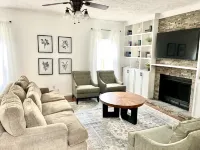 Spacious Home 18 miles from Nashville - 4-Star