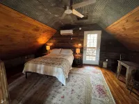 Mountain Hideaway! A Beautiful Creekside Cabin Now With New Lower Rates! - Alppimaja
