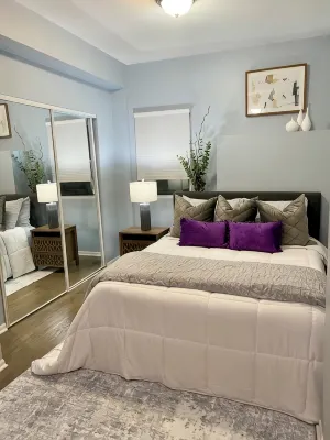 Charming 3-bedroom 2-bathroom loft in Oak Park - 4-Star