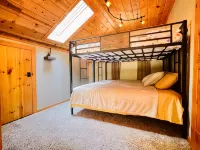 Arnold’s Cozy Cabin  – Rustic-Modern Retreat Near Big Trees & Bear Valley - 4-Star